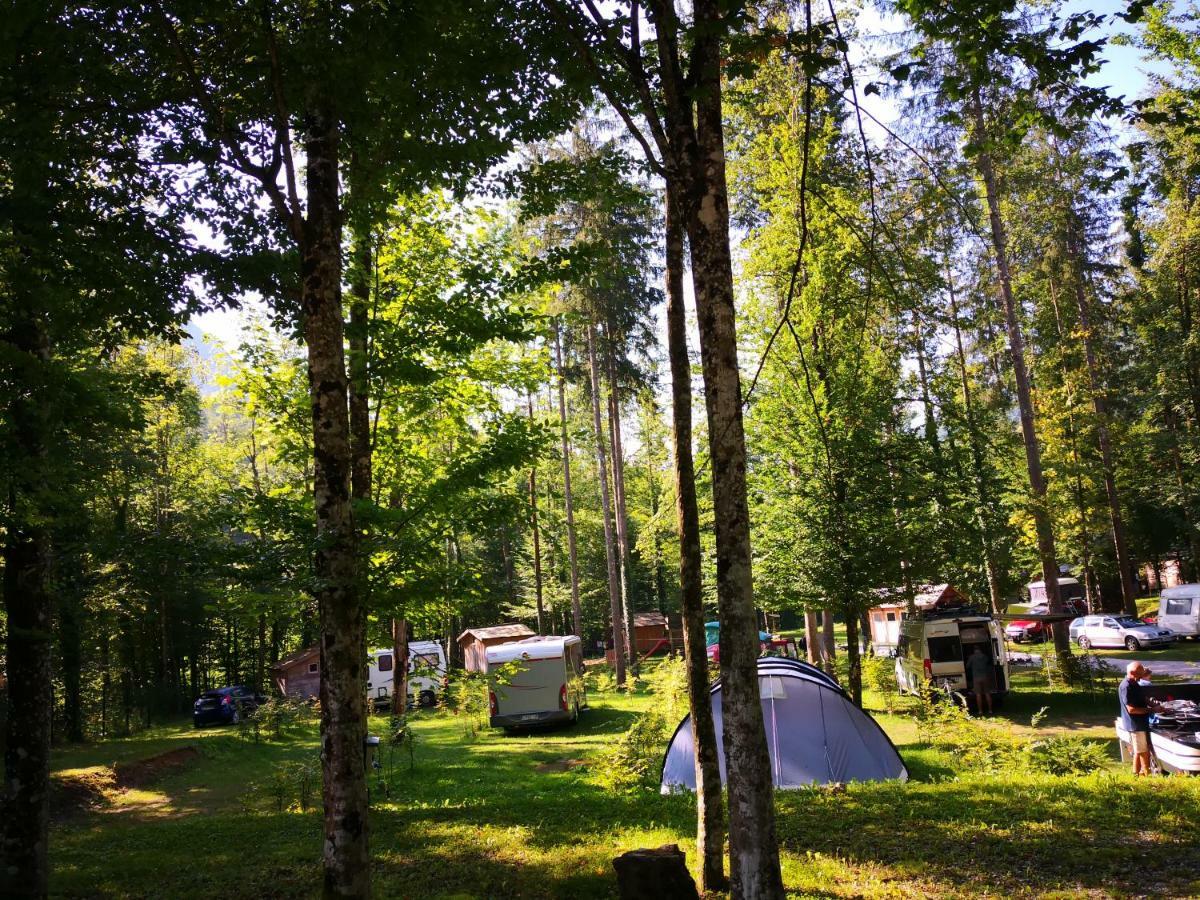 Kamp Alpe Kamniska Bistrica Hotel Stahovica Buitenkant foto