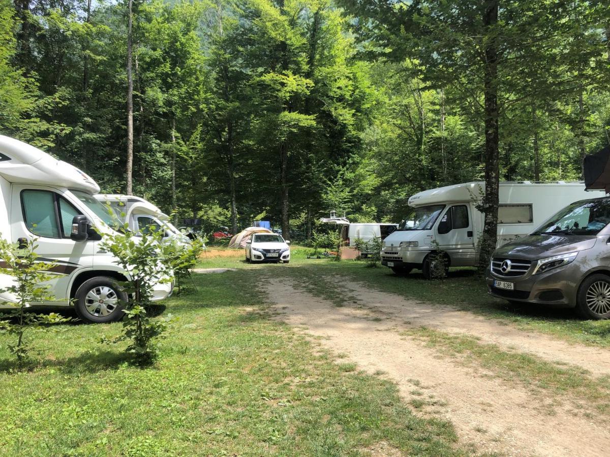 Kamp Alpe Kamniska Bistrica Hotel Stahovica Buitenkant foto