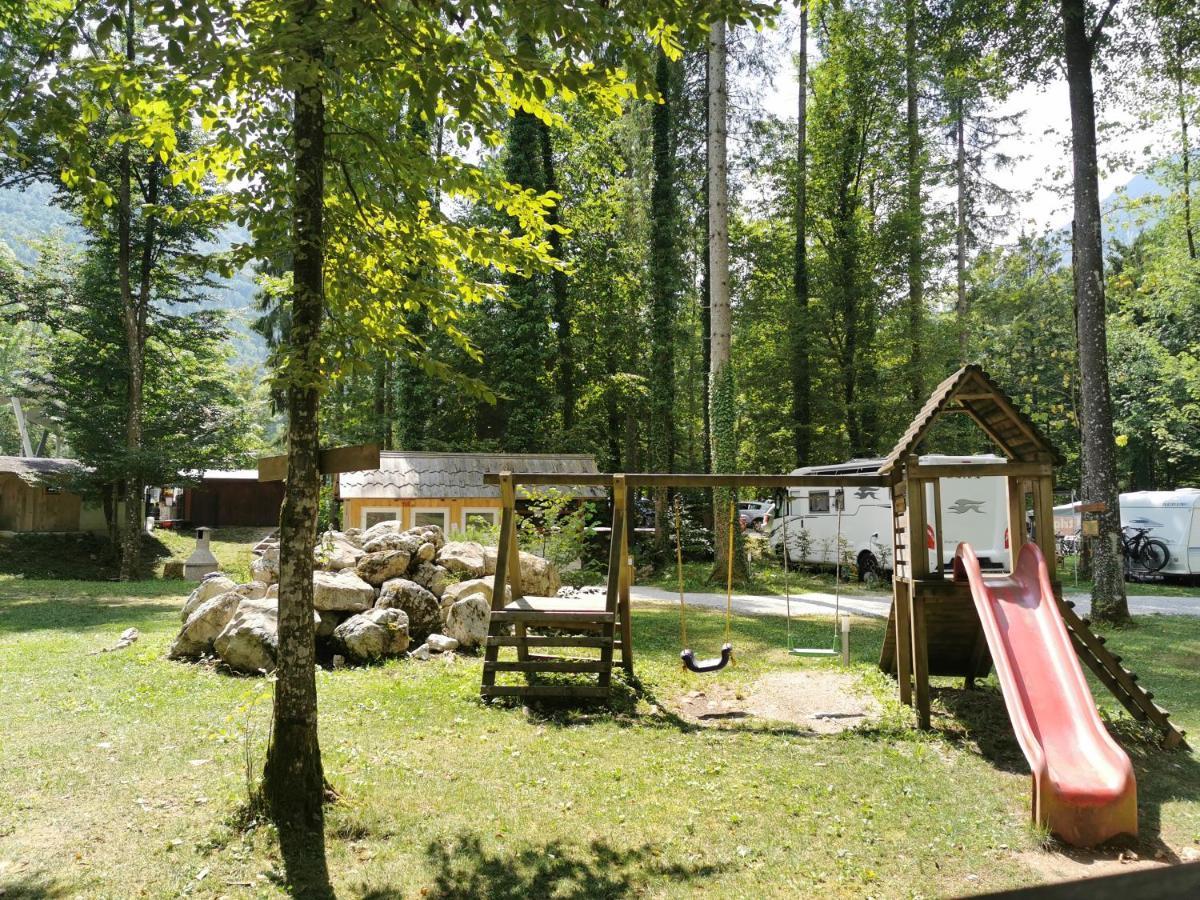 Kamp Alpe Kamniska Bistrica Hotel Stahovica Buitenkant foto