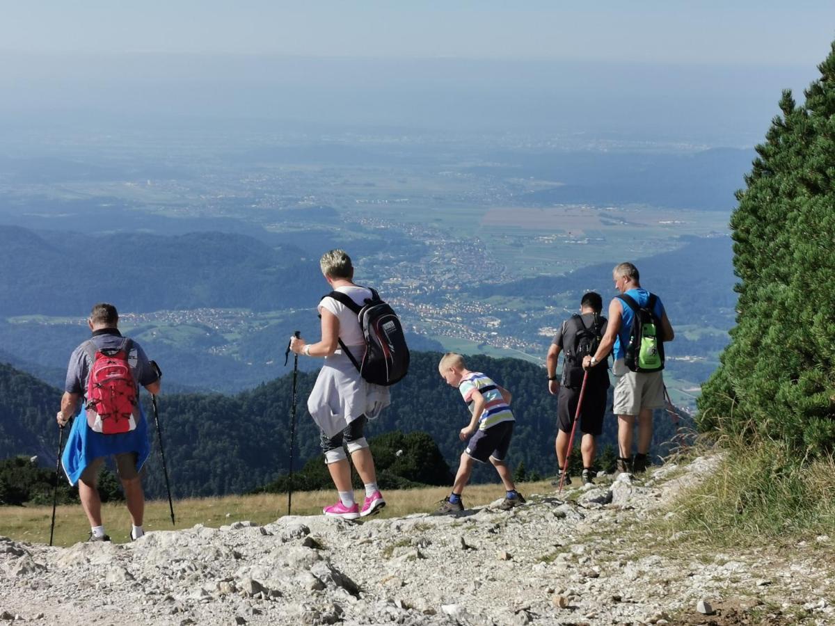 Kamp Alpe Kamniska Bistrica Hotel Stahovica Buitenkant foto